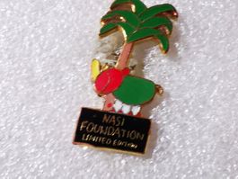 Ansteckpin 161: Nasi Foundation