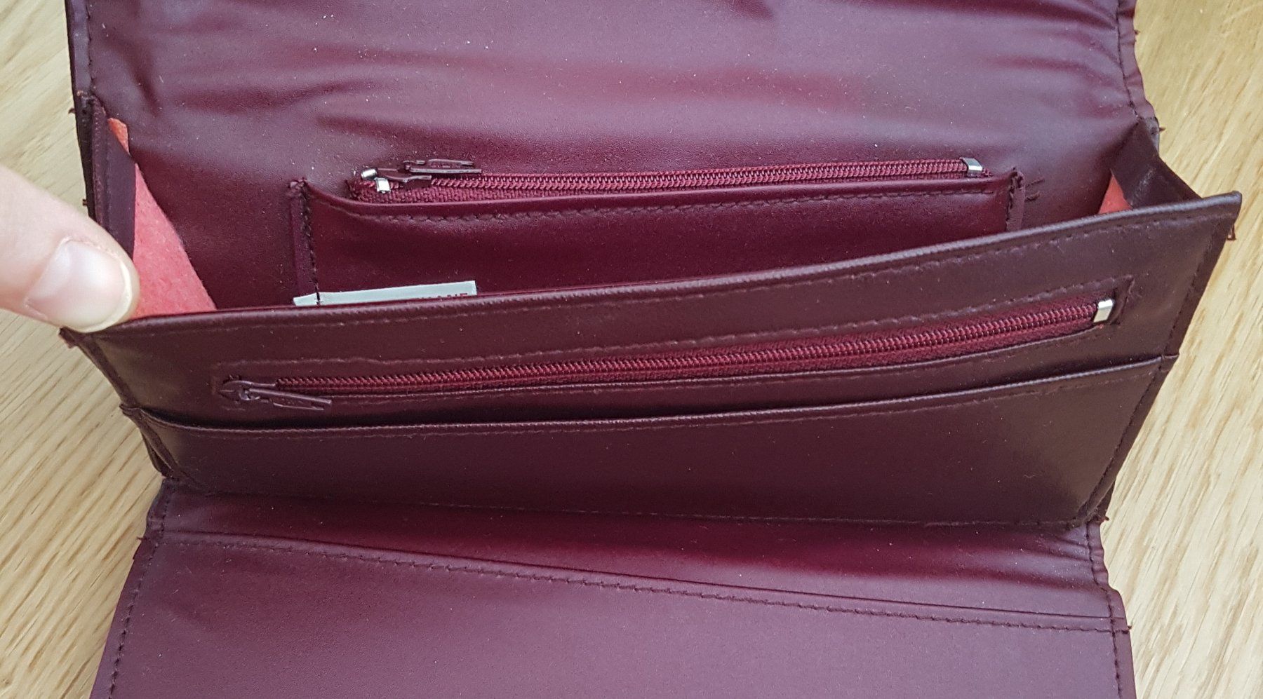 Portafogli: Pochette – Nuovo (secondo la descrizione) da Genève venduto da valmath 1