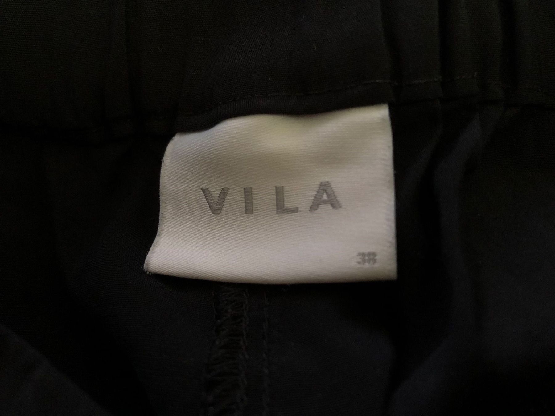 Vila Pantaloni: Shorts - Marke Vila - Grösse 38 – Nuovo (secondo la descrizione) da Oberuzwil venduto da Tomsi_9 2