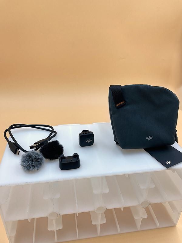 DJI Mikrofone: DJI | Mic Mini | Wireless Microphone | black – Neu (gemäss Beschreibung) aus Wittenbach von Restwert_St-Gallen