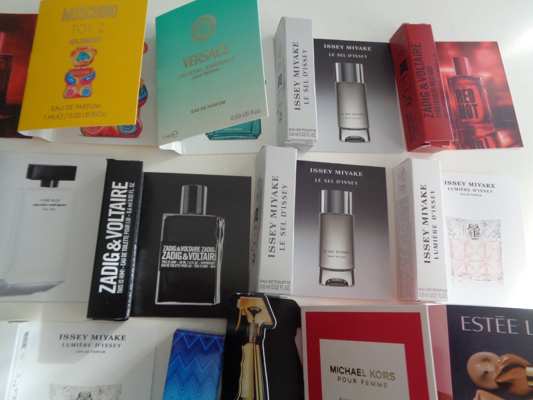 Parfums & Eau de Toilette: Parfum Proben Set Markenmix gemischt – Neuf (Voir description) à Niederhasli par Gamefreek1989 2