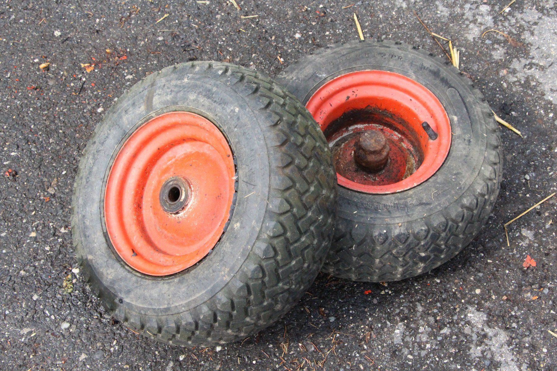 Pneus & Kompletträder: roues petit tracteur – Gebraucht aus Domdidier von franfran04 1
