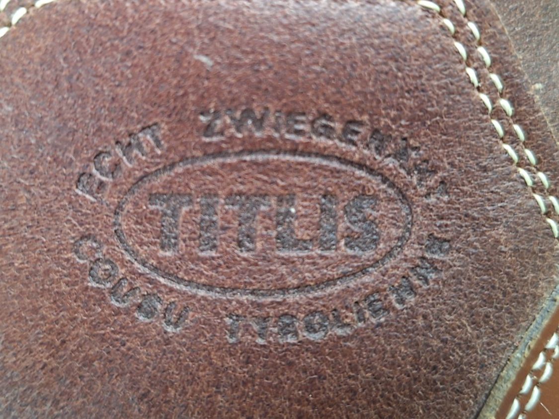 Scarpe da uomo: TITLIS LEDERWANDERSCHUHE VIBRAM GR 42 – Usato da Huttwil venduto da Kunterbuntli 2