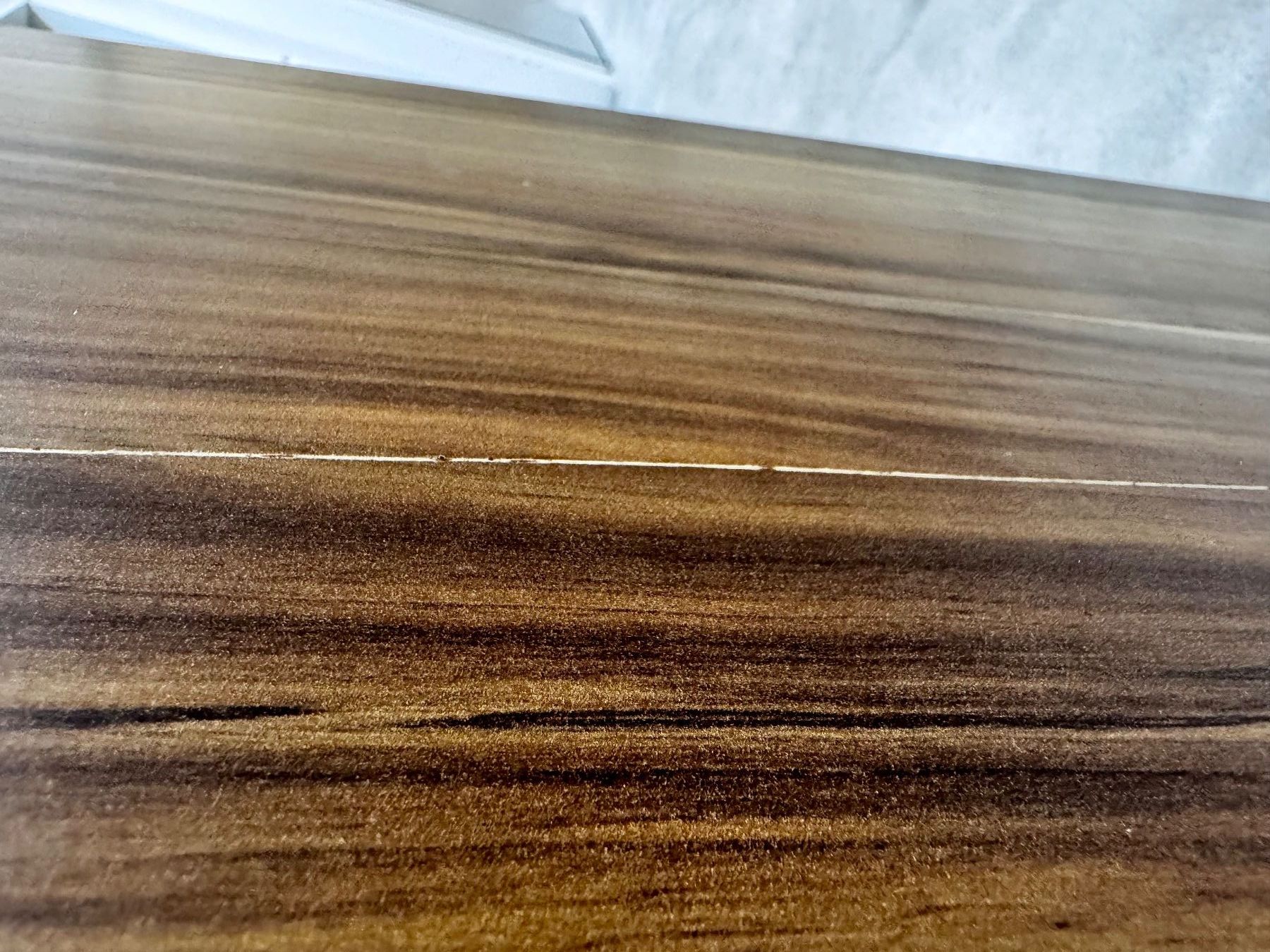Tables: Holztisch 180cm x 90cm – D'occasion à Solothurn par Armada-3 3