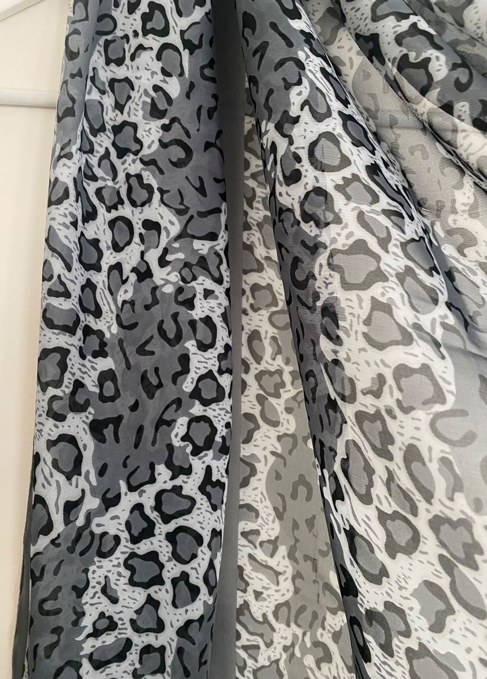 Foulard & Sciarpe: Foulard – Nuovo (secondo la descrizione) da Zürich venduto da Maria2021 2