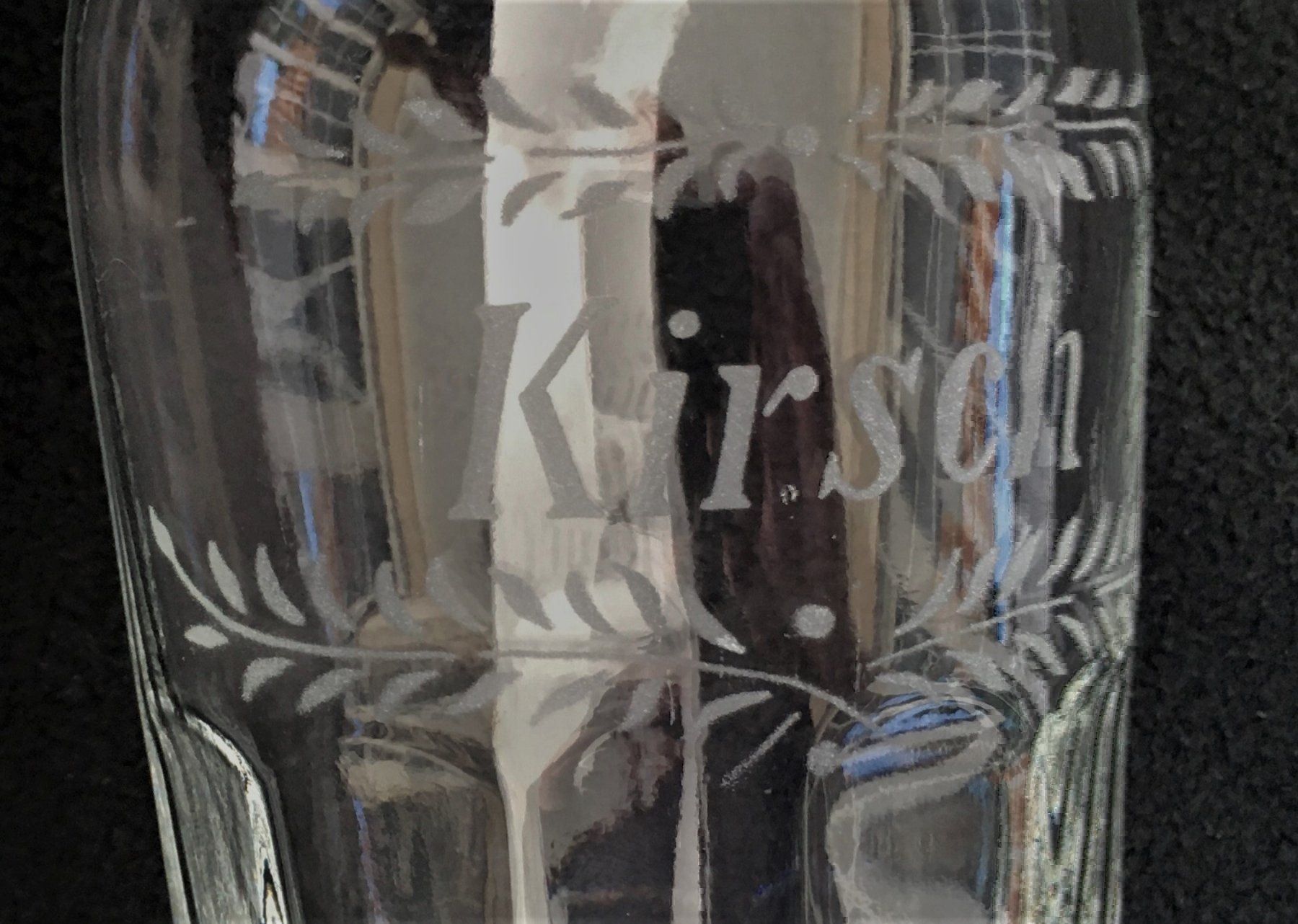 Glasi Hergiswil Sonstiges: Glasi Hergiswil - grosse Schnapsflasche - Kirsch - 1 Liter – Gebraucht aus Wangen b. Olten von Buntgemischt 2