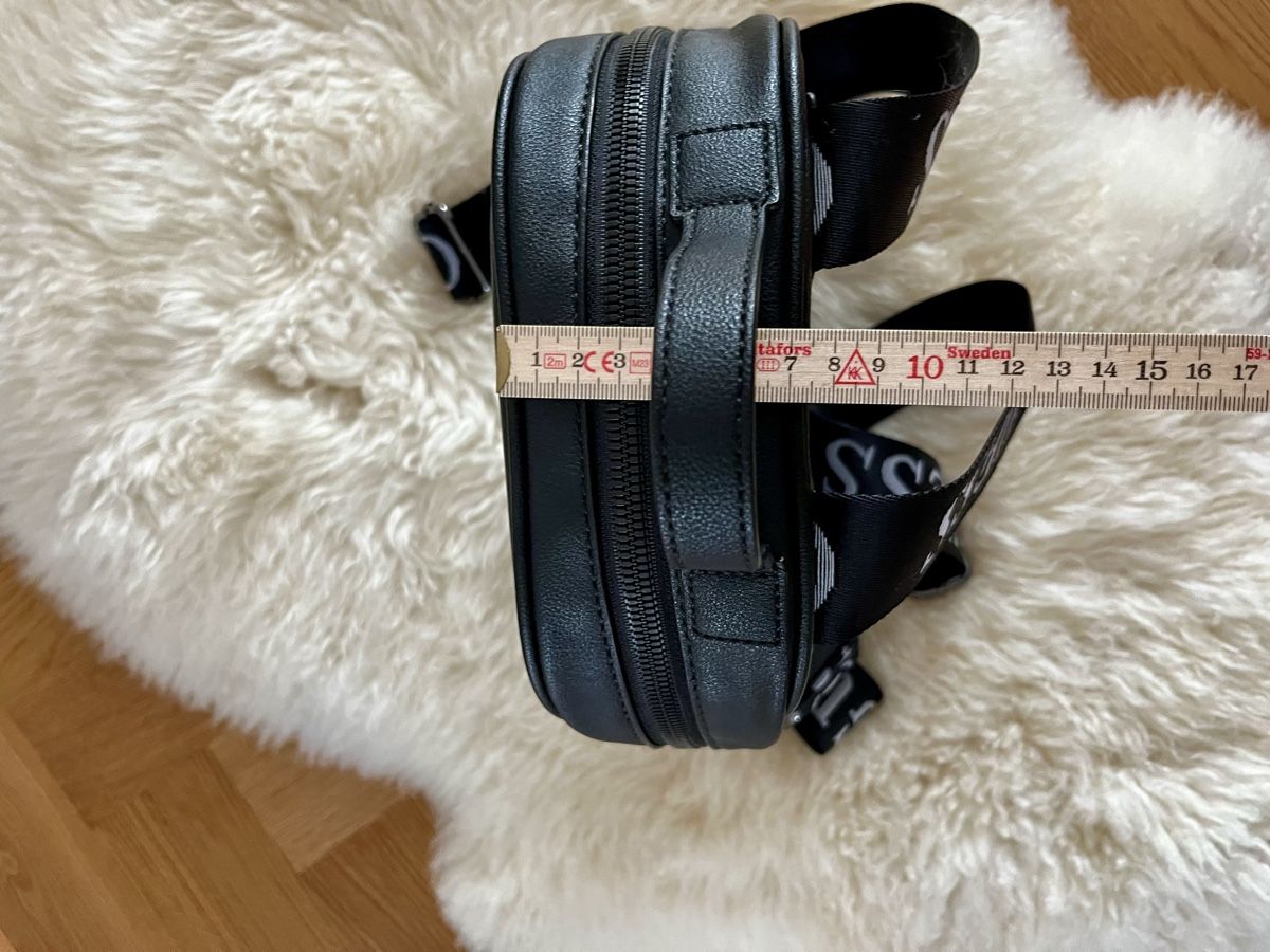Guess Zaini: Rucksack GUESS schwarz – Nuovo (secondo la descrizione) da Zürich venduto da Saratue 6
