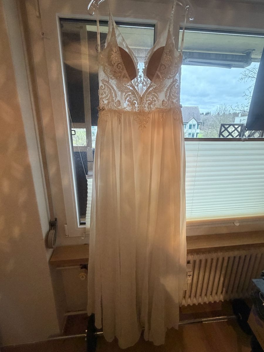 Vestiti: Brautkleid grosse 40 – Usato da Frauenfeld venduto da _elle.Mich9 6