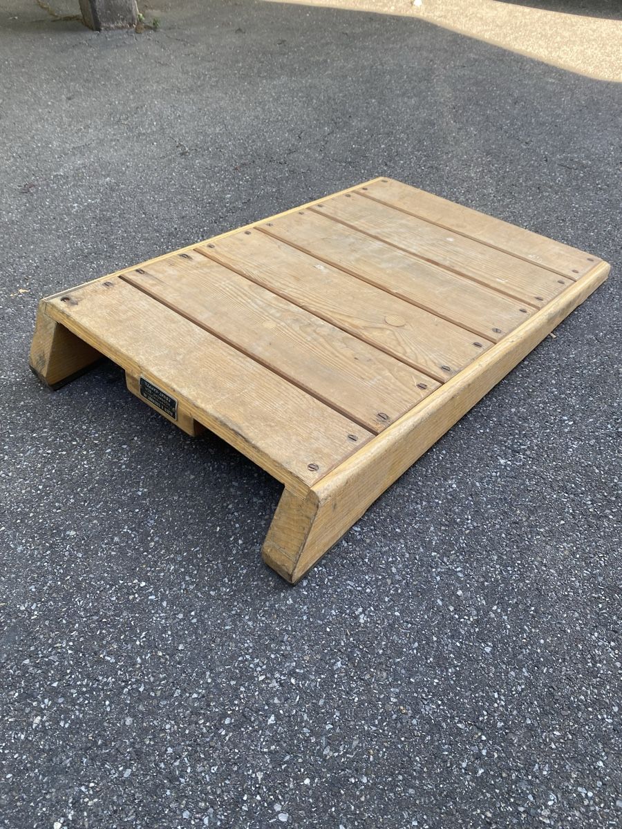 Spielzeuge: Sprungbrett – Gebraucht aus Evilard von rohstoeffchen