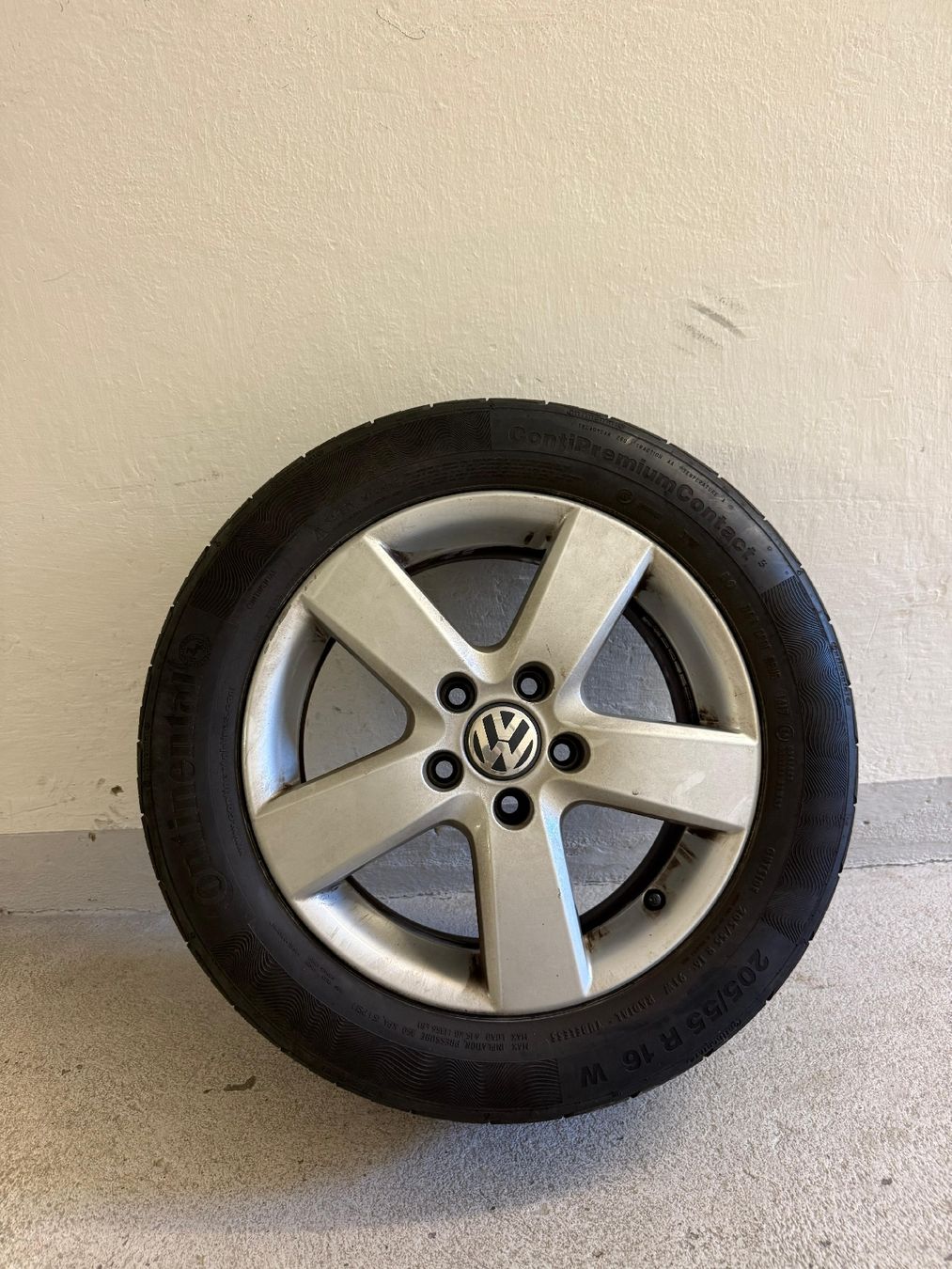 Pneumatici & Ruote complete: VW Golf Kompletträder Sommer – Usato da Rotkreuz venduto da Babo21