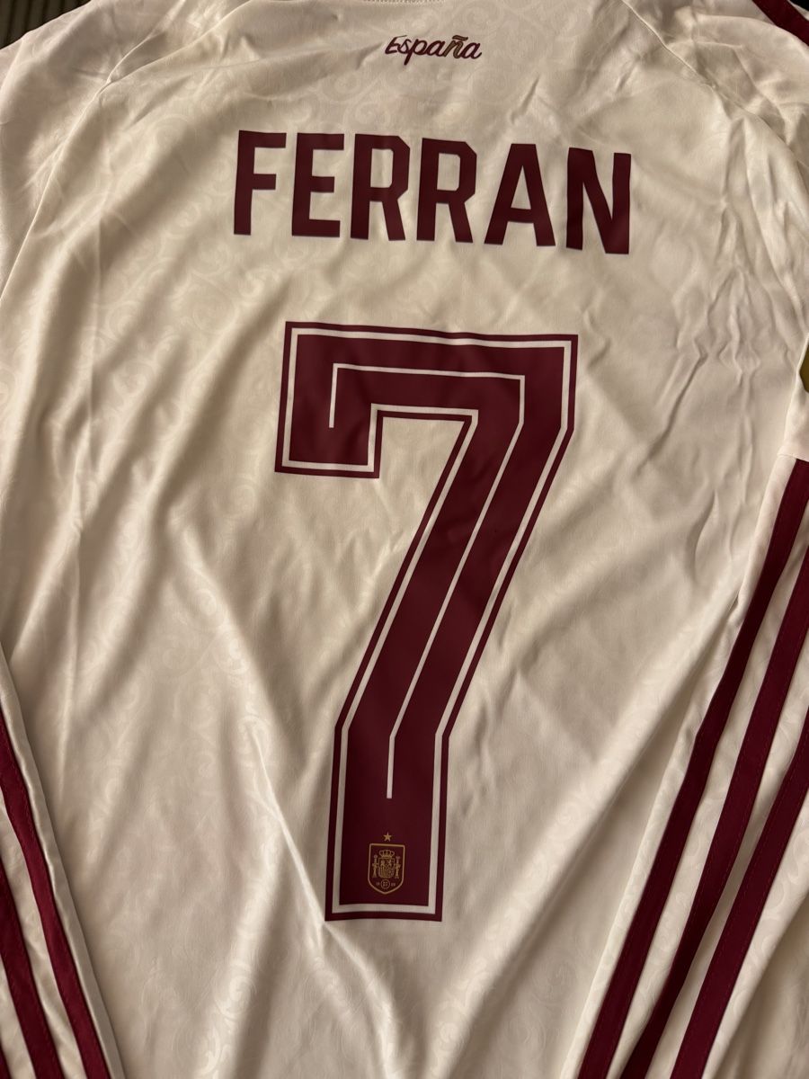 Leibchen & Hosen: Spanien Ferran Trikot Langärmelig  – Neu (gemäss Beschreibung) aus Güttingen von JeffreyGucc 1