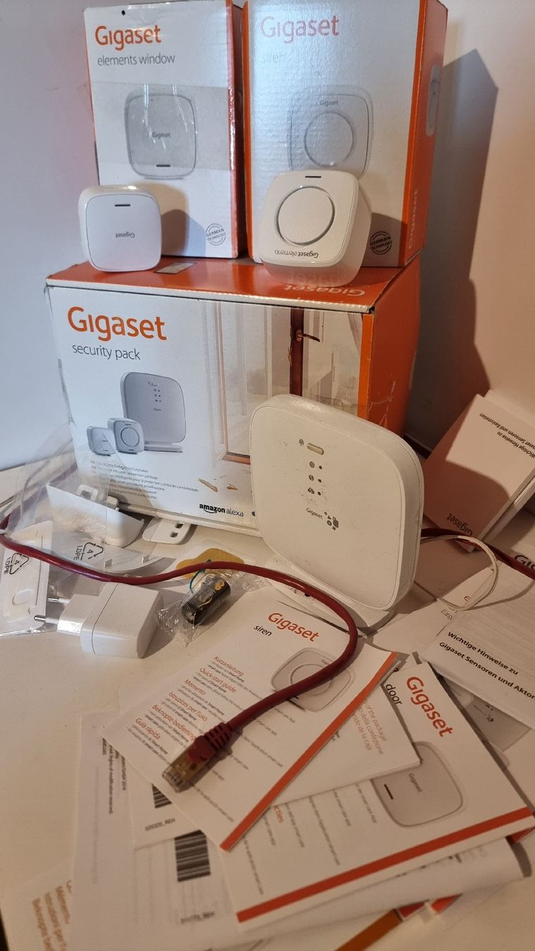 Gigaset Systèmes d'alarme: Alarm Gigaset – D'occasion à Oberdiessbach par 56292
