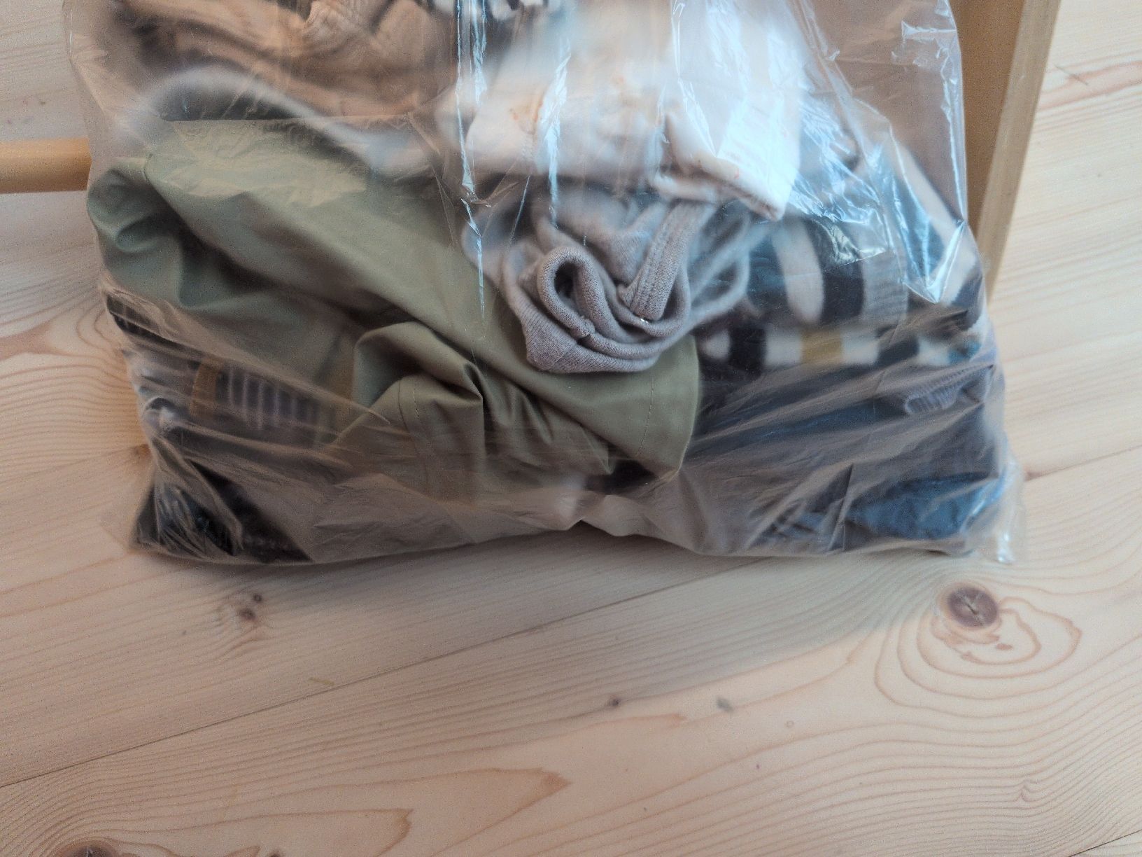 Kleiderpakete & -sets: Kleiderpaket Gr. 74 – Gebraucht aus Oberhelfenschwil von Tattar 2
