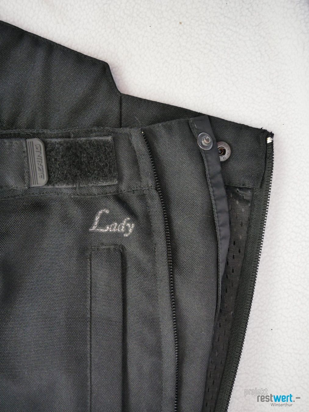 Pantaloni: BERING Motorradhose Lady Dynamic, schwarz Gr. 40 – Usato da Winterthur venduto da Restwert_Winterthur 3
