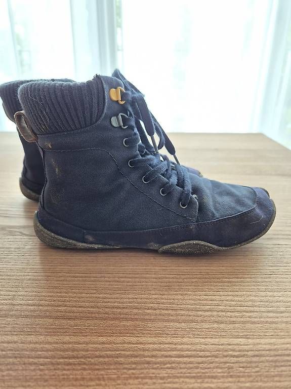 Chaussures hommes: Wildling Grösse 36 – D'occasion à Biel-Benken BL par Mayvonne 2