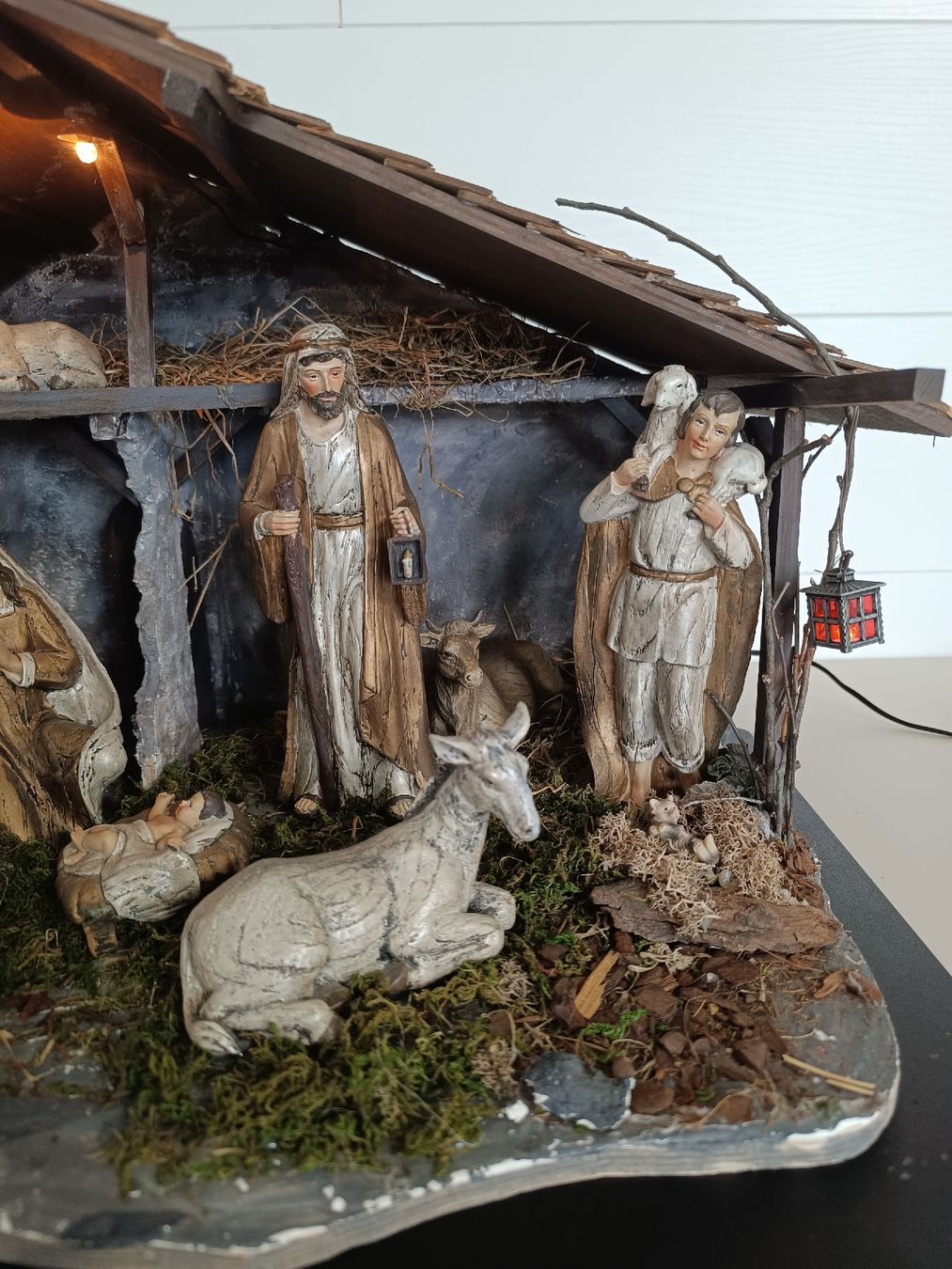 Tutte le decorazioni: Wunderschöne, beleuchtete Weihnachtskrippe – Usato da Stans venduto da bdml1 2