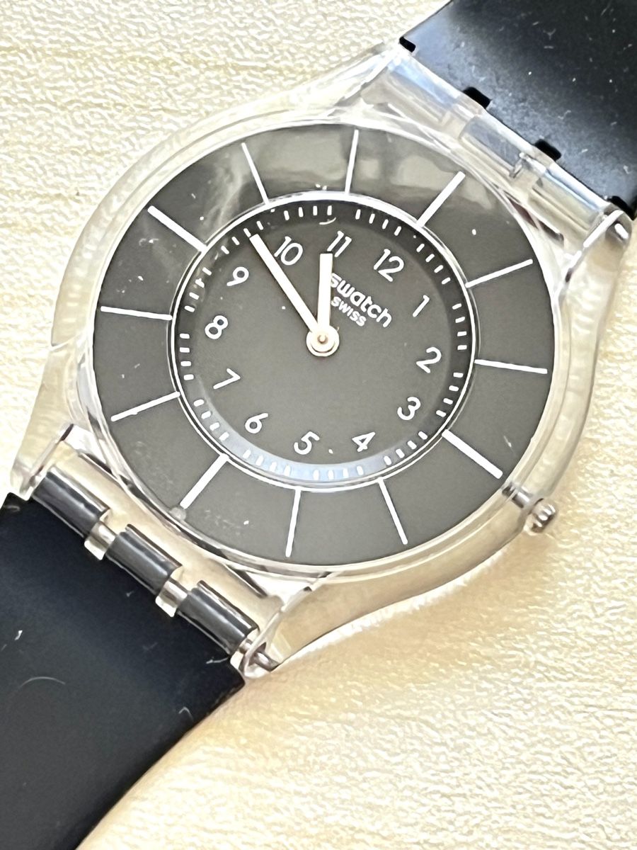 Swatch Uhren: Swatch Skin Uhr schwarz transparent  – Gebraucht aus Grenchen von chththl