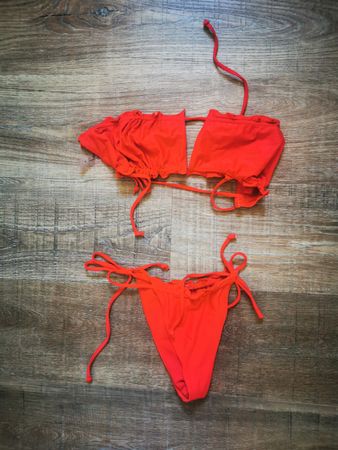 Roter Sommer Bikini, neuwertig, Grösse S für den Sommer!