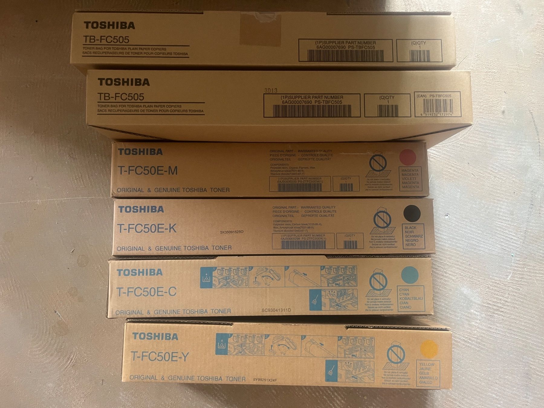 Toshiba Cartucce per stampanti & toner: Toshiba Tonerkartuschen – Nuovo e nell'imballaggio originale da St. Moritz venduto da g_verkauf