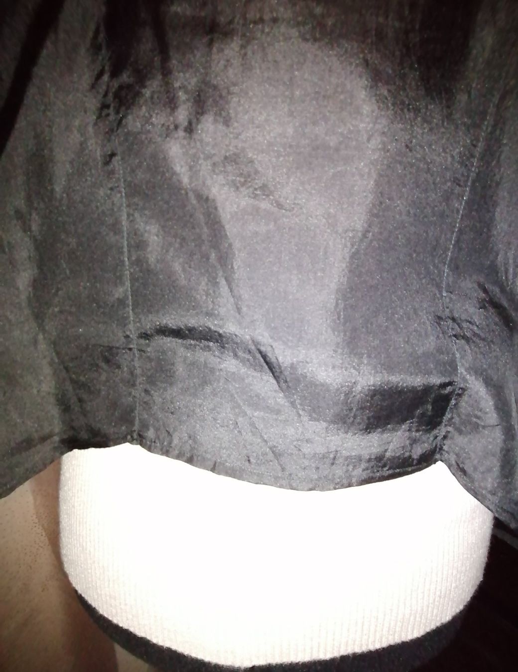 Camicette: Retro Blouse en soie / Seide – Usato da Corcelles-près-Payerne venduto da RxOne_Krs 8