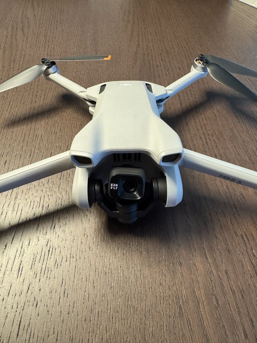DJI Videocamere: DJI Mini 3 Fly More Combo + ND-Filter-Set – Usato da Turgi venduto da cleaner7 1