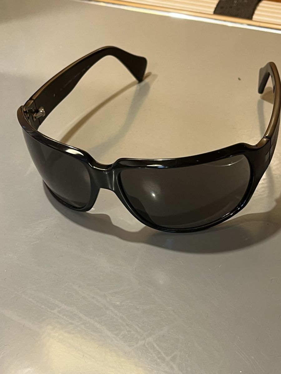 Calvin Klein Occhiali & Lenti: Calvin Klein Damen Sonnen Brille  – Usato da Neerach venduto da fuz_8d7l 3