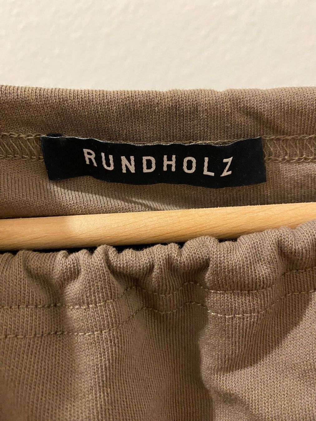 Rundholz Tuniche: Rundholz Tunika / Pulloverkleid camel Gr. onesize – Usato da Arlesheim venduto da san_w9vr 9