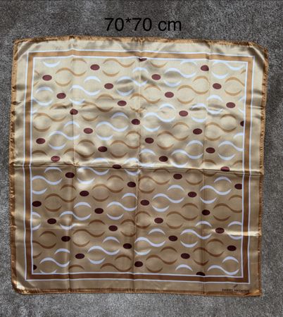 Foulard Daniel Hechter 70x70 Vintage