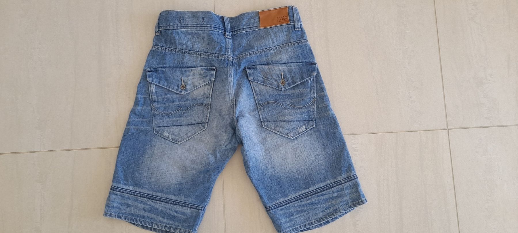 Jack & Jones Pantalons: Short jean Jack & Jones M – Neuf (Voir description) à ERLINSBACH par doudouce 3