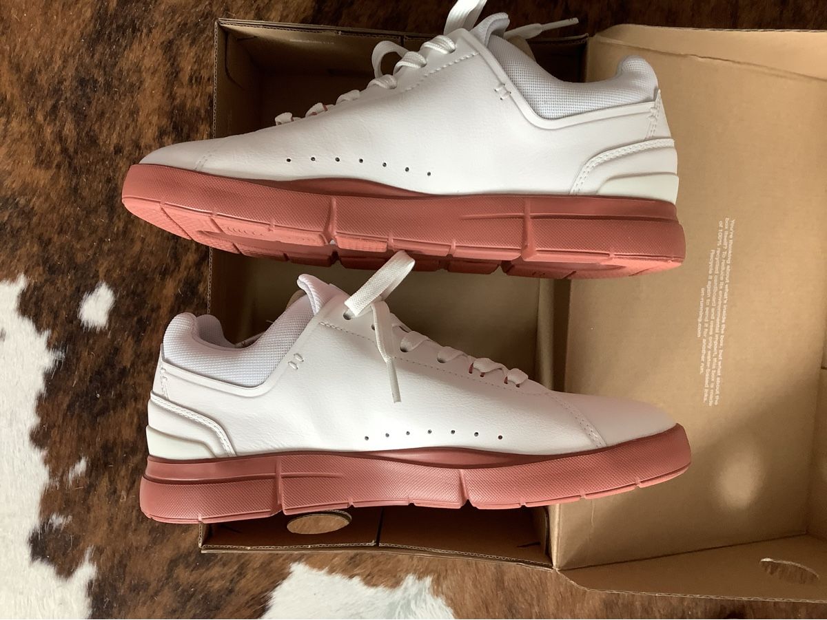 On Scarpe da donna: ON The Roger Advantage Gr 40 / 8,5 – Nuovo e nell'imballaggio originale da Wetzikon ZH venduto da Uturn4 2