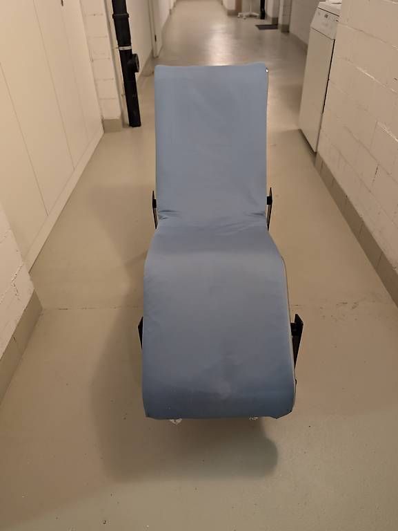 Chaises longues: Liege – D'occasion à Bremgarten AG par Regminoeduf 4
