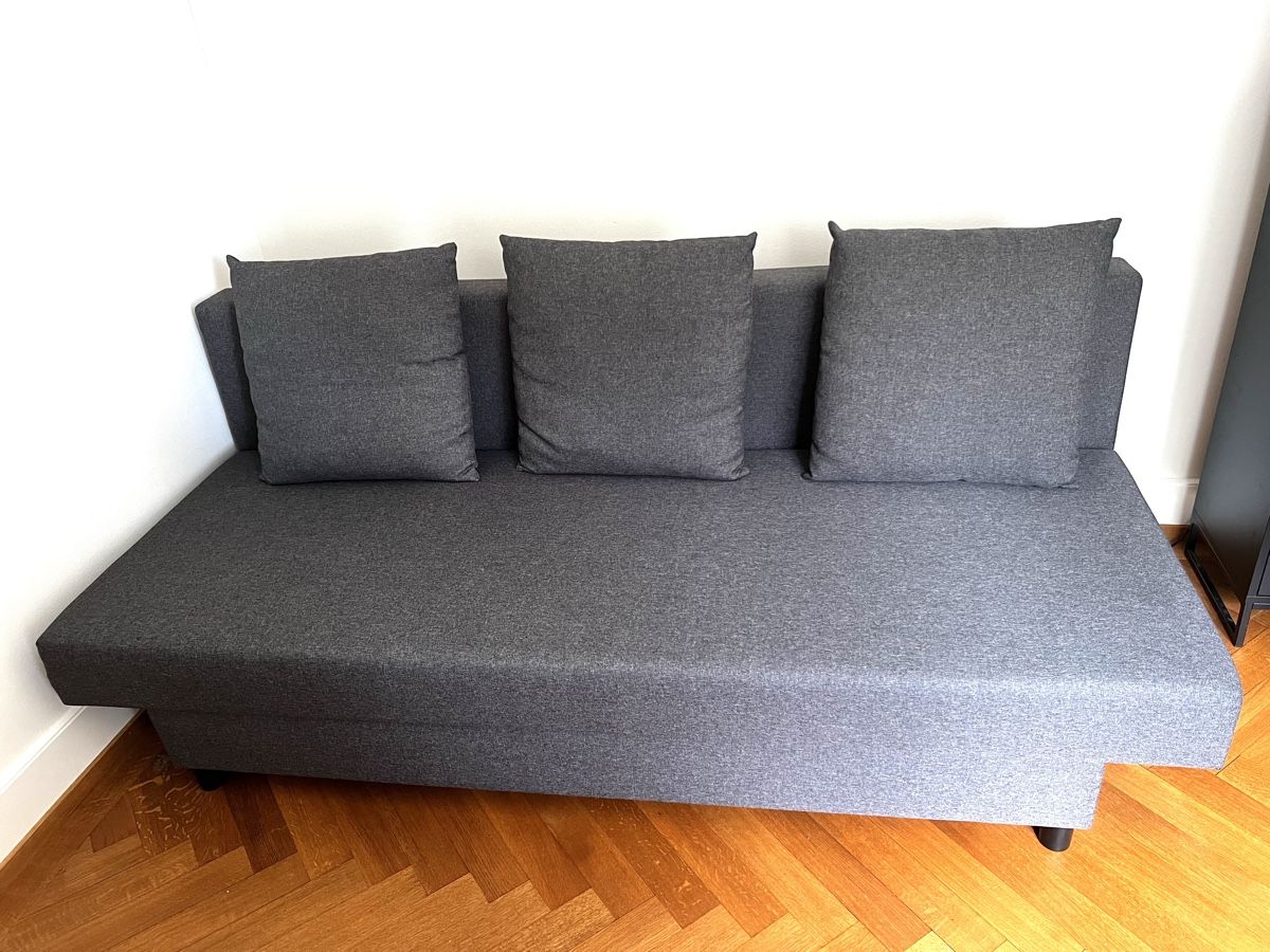 Divani: IKEA Bettsofa ASARUM 3-er Grau Sofa 191cm – Nuovo (secondo la descrizione) da Schaffhausen venduto da vandemonian