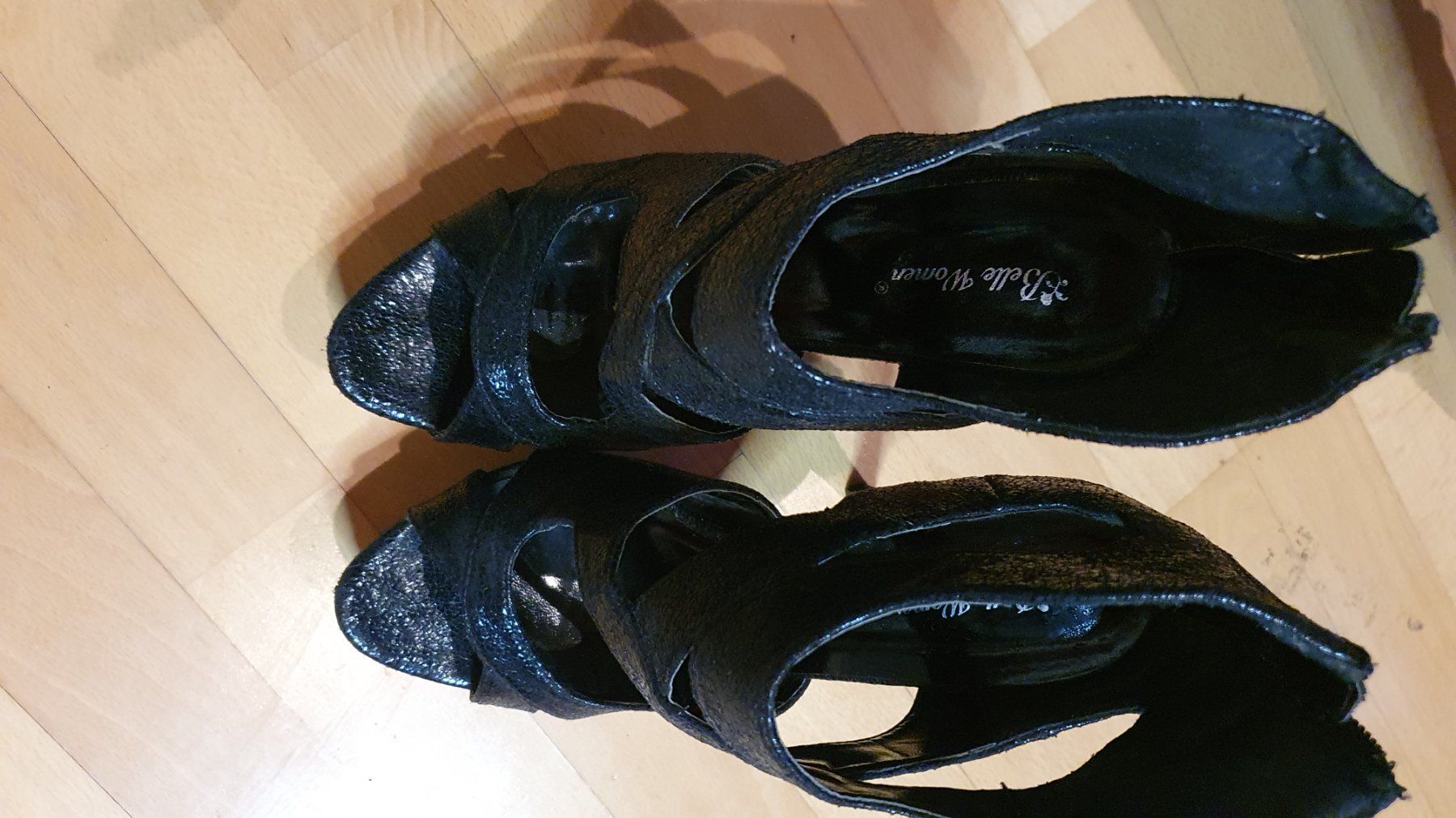 Scarpe da donna: 🌺 High Heels Größe 40🌺 – Usato da Wald ZH venduto da CapLux 2