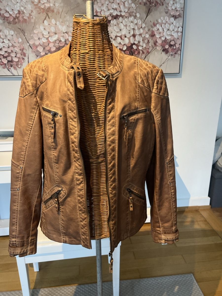 Vestes: Kunstlederjacke, braun, gesteppte Details, S/M – D'occasion à Solothurn par Bobesch08
