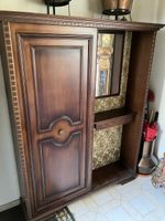 Edle Barock Garderobe / Schrank aus Holz mit Spiegel