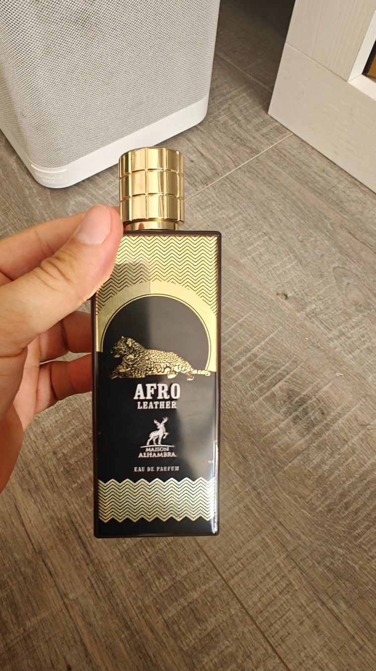 Profumi & Eau de Toilette: Afro Leather Alhambra decant 3ml or 5 ml – Nuovo (secondo la descrizione) da Vevey venduto da dal_2m29