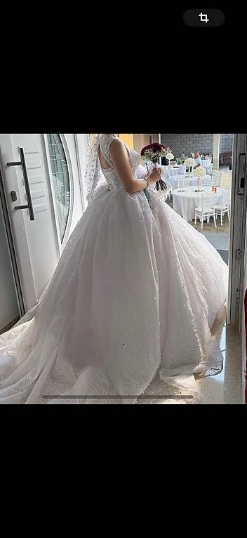 Vestiti: Robe de mariée à vendre où louer ? – Usato da Aigle venduto da sad_2vsg 1