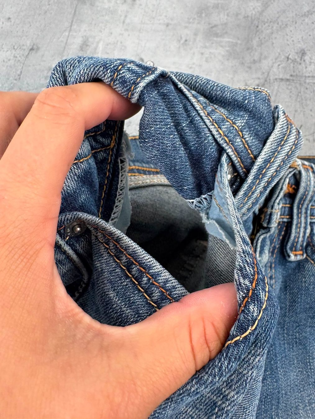 Levi's Jeans: Vintage Levis Bootcut Flared jeans (M) – Usato da Werdenberg venduto da hase.vintage 4
