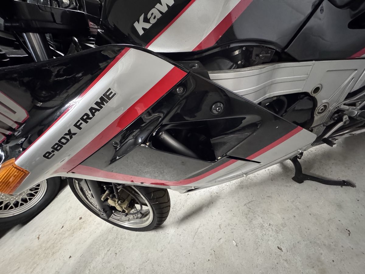 Kawasaki Altro: Motorrad KAWASAKI ZX 10 – Difettoso da Münchenstein venduto da mimi93 4