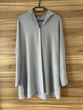 Longbluse leicht transparent grau mit Kapuze Gr44/46 L/XL