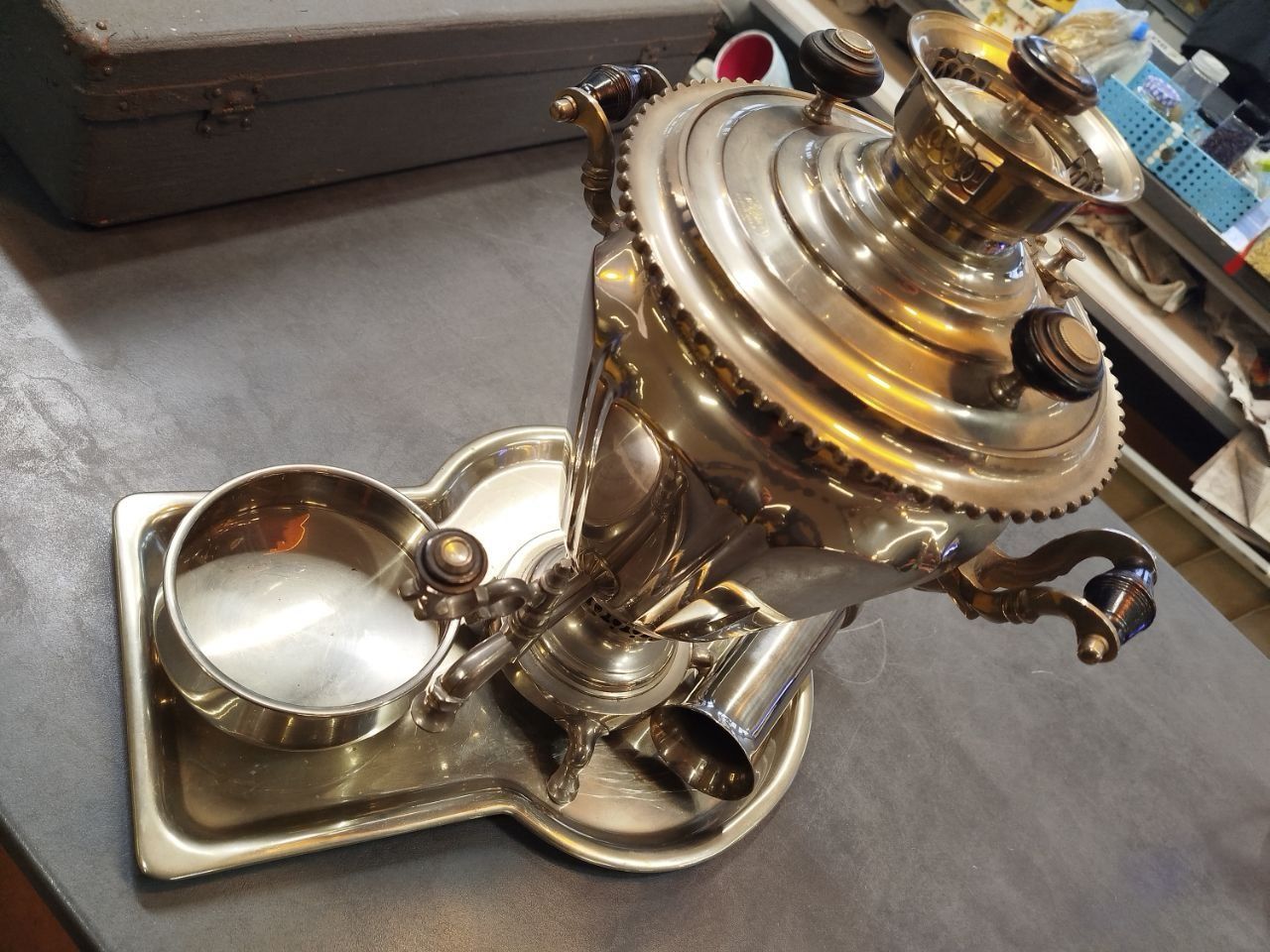 Teiere: Samowar, antik, Russisch, vernickelte Messing, Teezubereiter – Nuovo (secondo la descrizione) da Rupperswil venduto da Viland_Dann