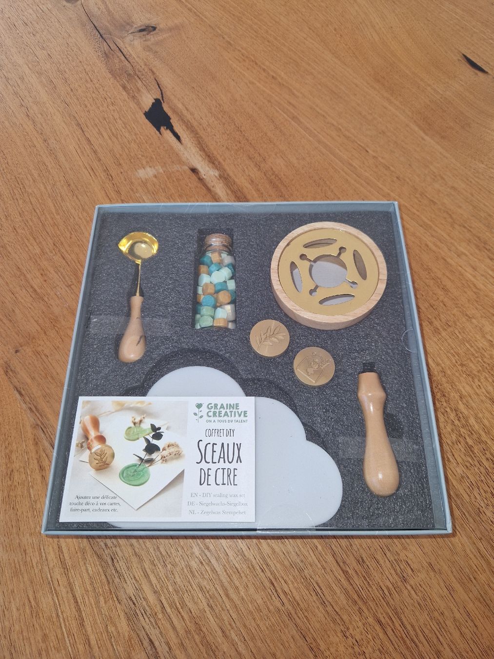 Kit bricolage: Coffret cadeau sceau de cire – Nuovo e nell'imballaggio originale da Villars-sur-Glâne venduto da qre_ns9b
