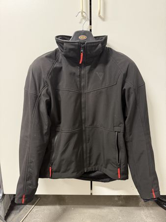 Damen Dainese Jacke, Top Zustand, Grösse 50 – Wintertauglich