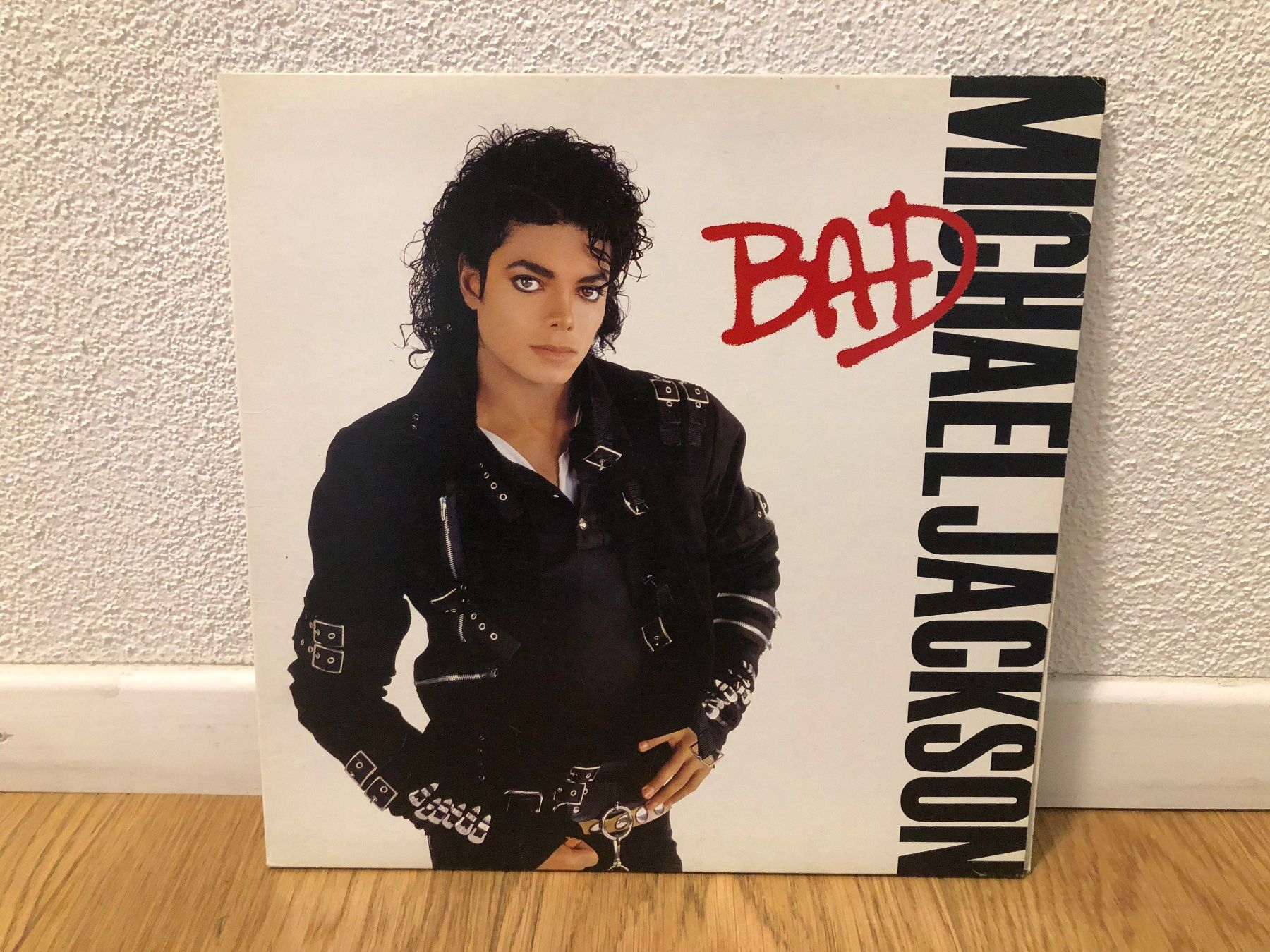 Dischi in vinile: MICHAEL JACKSON - BAD LP 1987 MIT INNER SLEEVE – Usato da Zofingen venduto da kartengeheimniss 1
