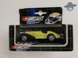 Alfa Romeo 8C 2900 1938 / Dickie Diecast  1:43