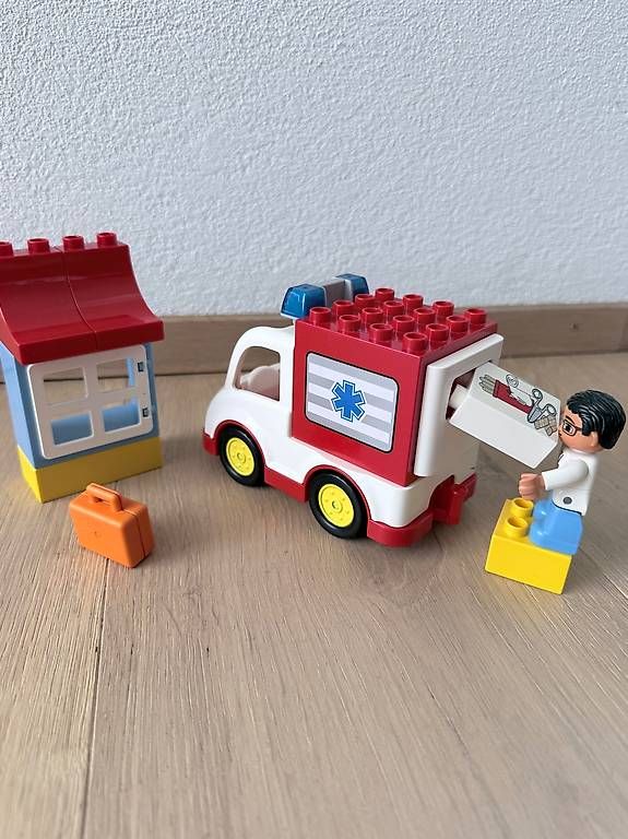 Lego Spielzeuge: LEGO DUPLO 10527 Krankenwagen – Gebraucht aus Meilen von iza_scz7 1