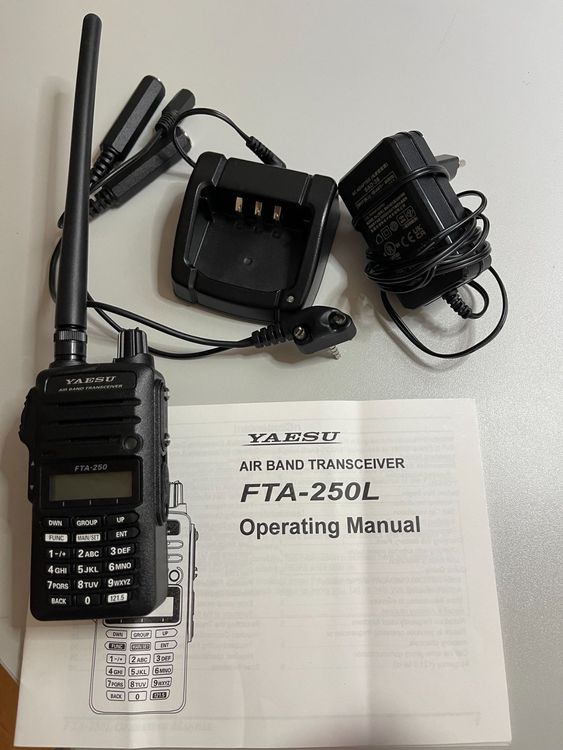 Funkgerät Air Band Transceiver FTA-250L (Gebraucht) in Emmenbrücke für ...
