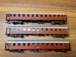 NMJ 3x Personenwagen der SJ in DC
