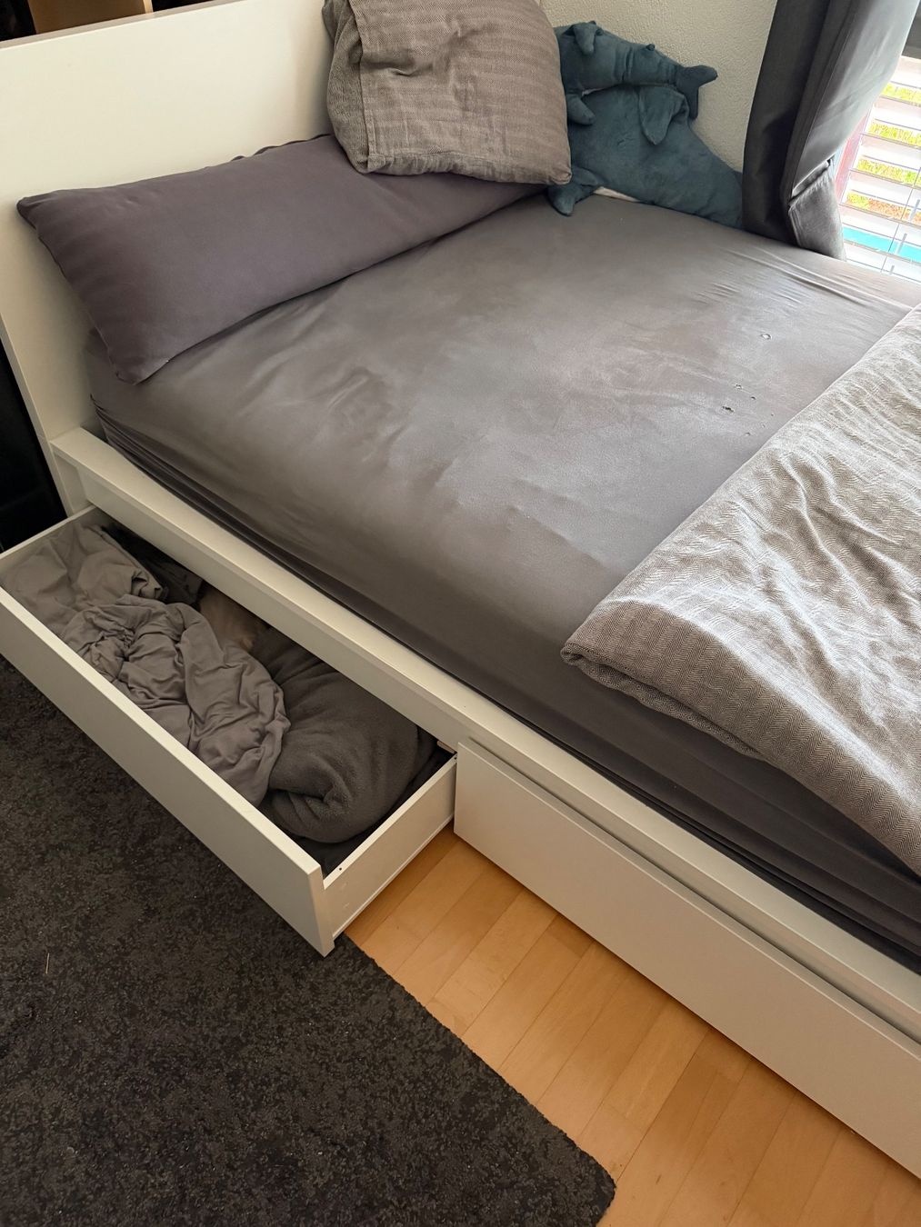 Ikea Lits: Bett 140 x 200 cm, Malm Ikea – D'occasion à Illnau par Lukas27 2