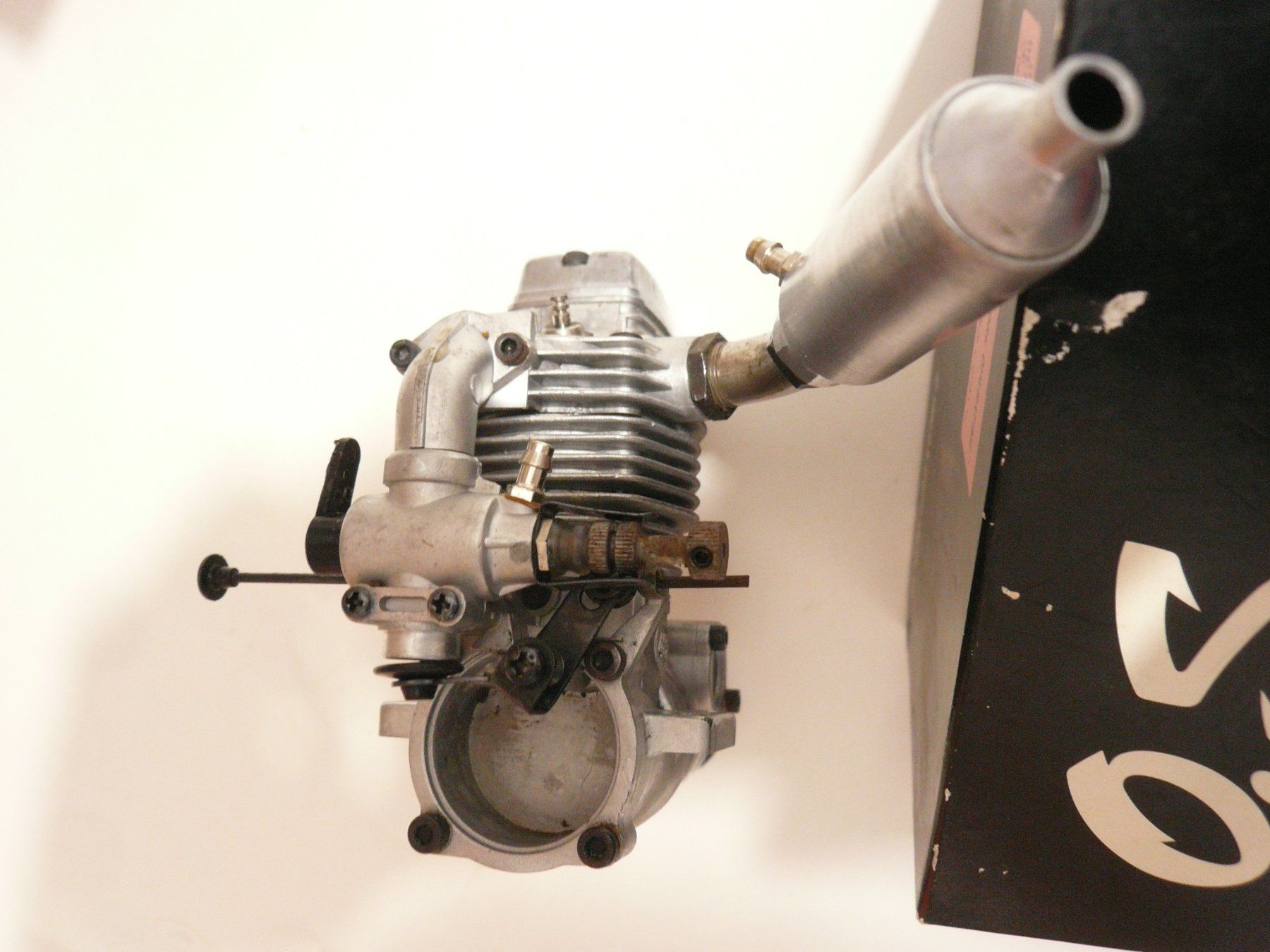 OS FS-48 SURPASS 4 TAKT FLÜGERLI MOTOR NEUWERTIG IN OVP (Neu